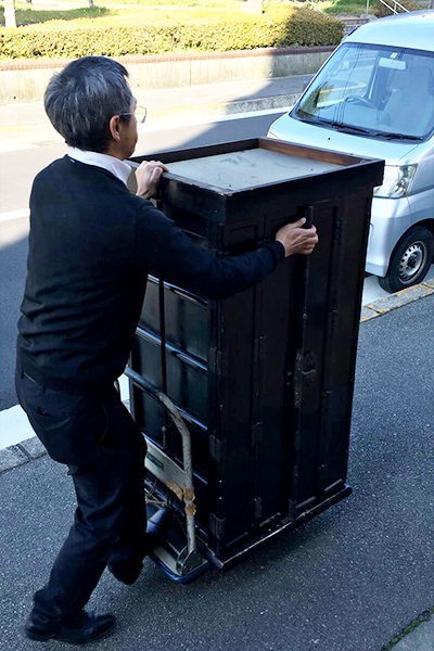 仏壇仏具供養 仏壇運び出し